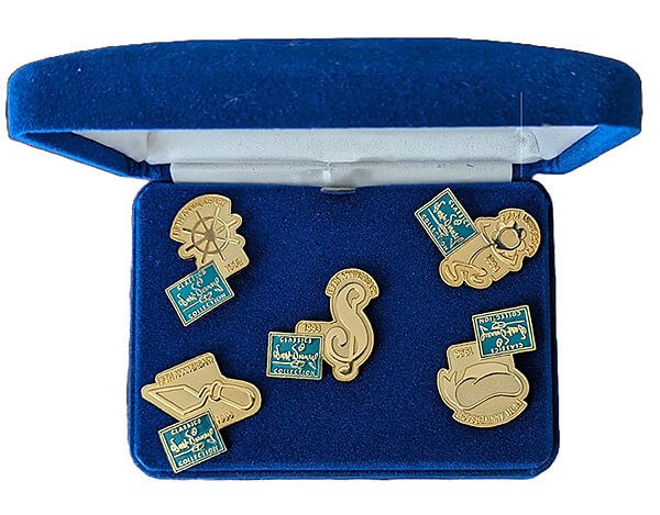 Walt Disney Classics Collection Fifth Anniversary Pin Set 1992-1996