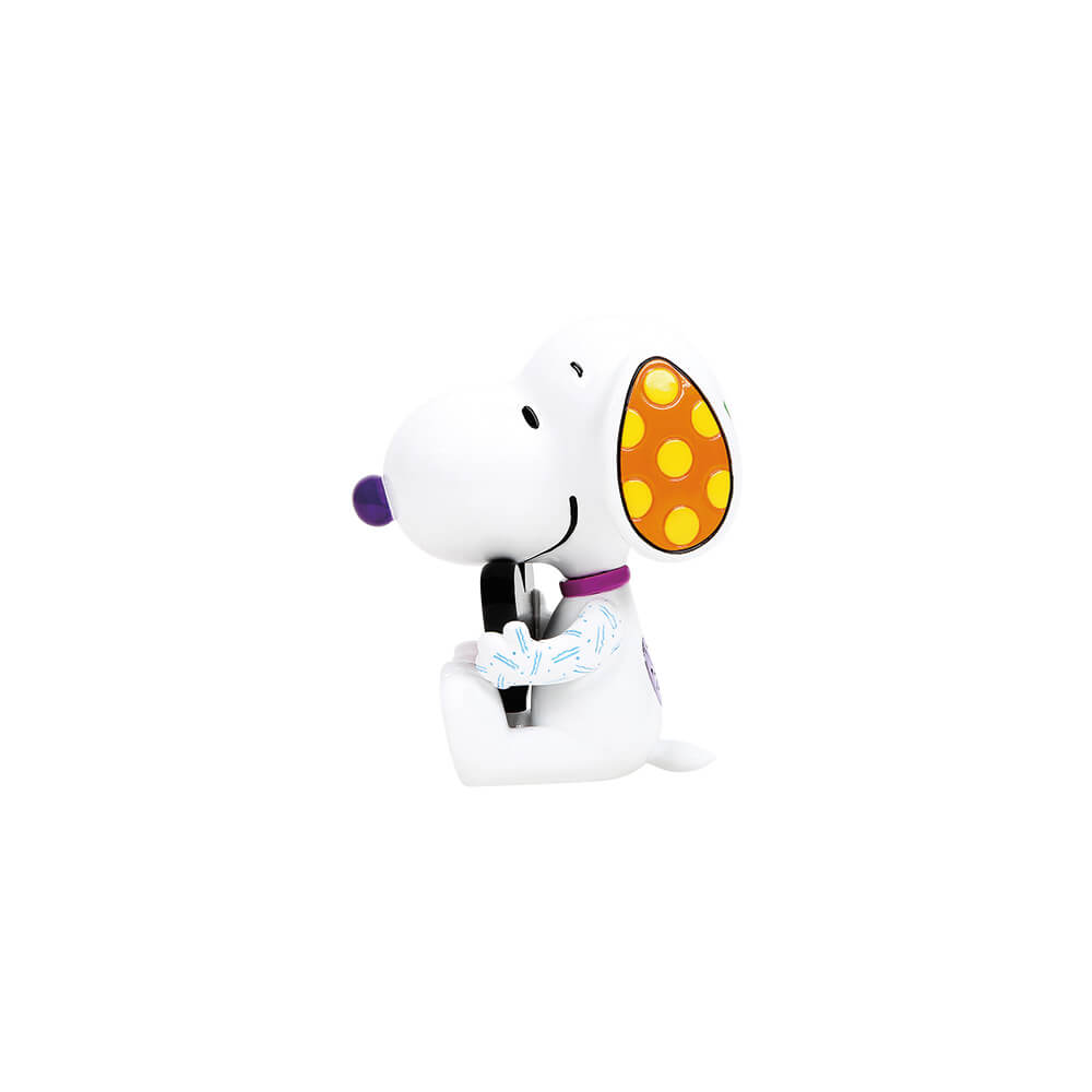 Snoopy with Britto Heart (PEANUTS BY ROMERO BRITTO) Figurine