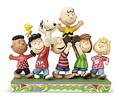 Peanuts Gang Celebration Figurine