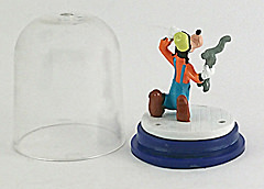 Goofy in plastic dome (Yujin) small figurine