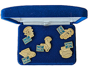 Walt Disney Classics Collection Fifth Anniversary Pin Set 1992-1996