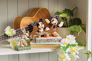 Daisy Duck Blüten und Schmetterlinge [Blooms and Butterflies] (DISNEY TRADITIONS)