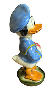 Figurine Donald on Green Base